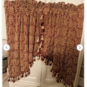 Croscill Chenille Red Gold Swag Curtain Valance Embroidered Tassel Brocade